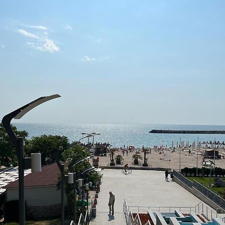 Central Apartment 曼加利亚 外观 照片