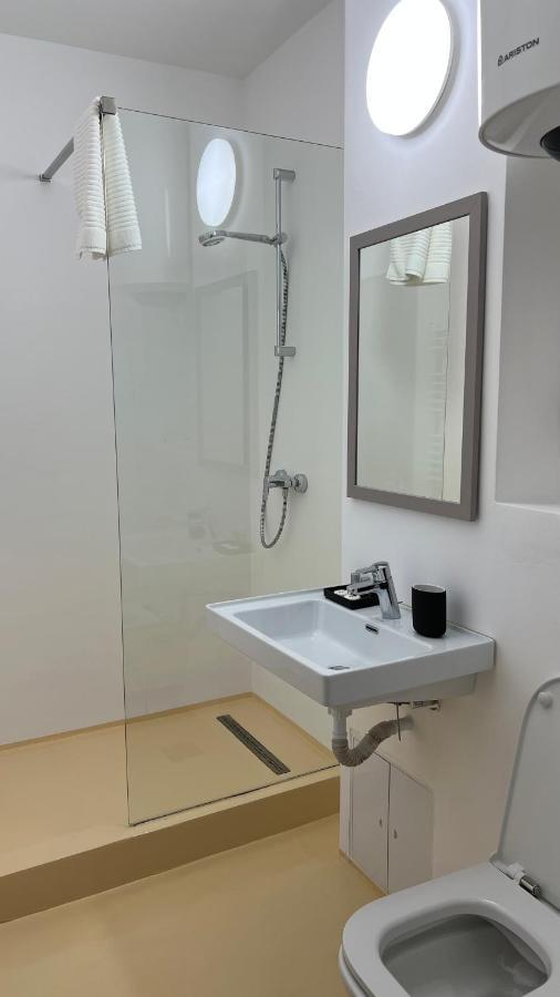 Central Apartment 曼加利亚 外观 照片