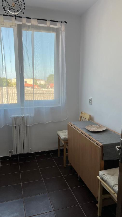 Central Apartment 曼加利亚 外观 照片